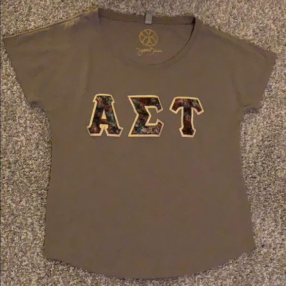 Alpha Sigma Tau T-shirt - Picture 1 of 2